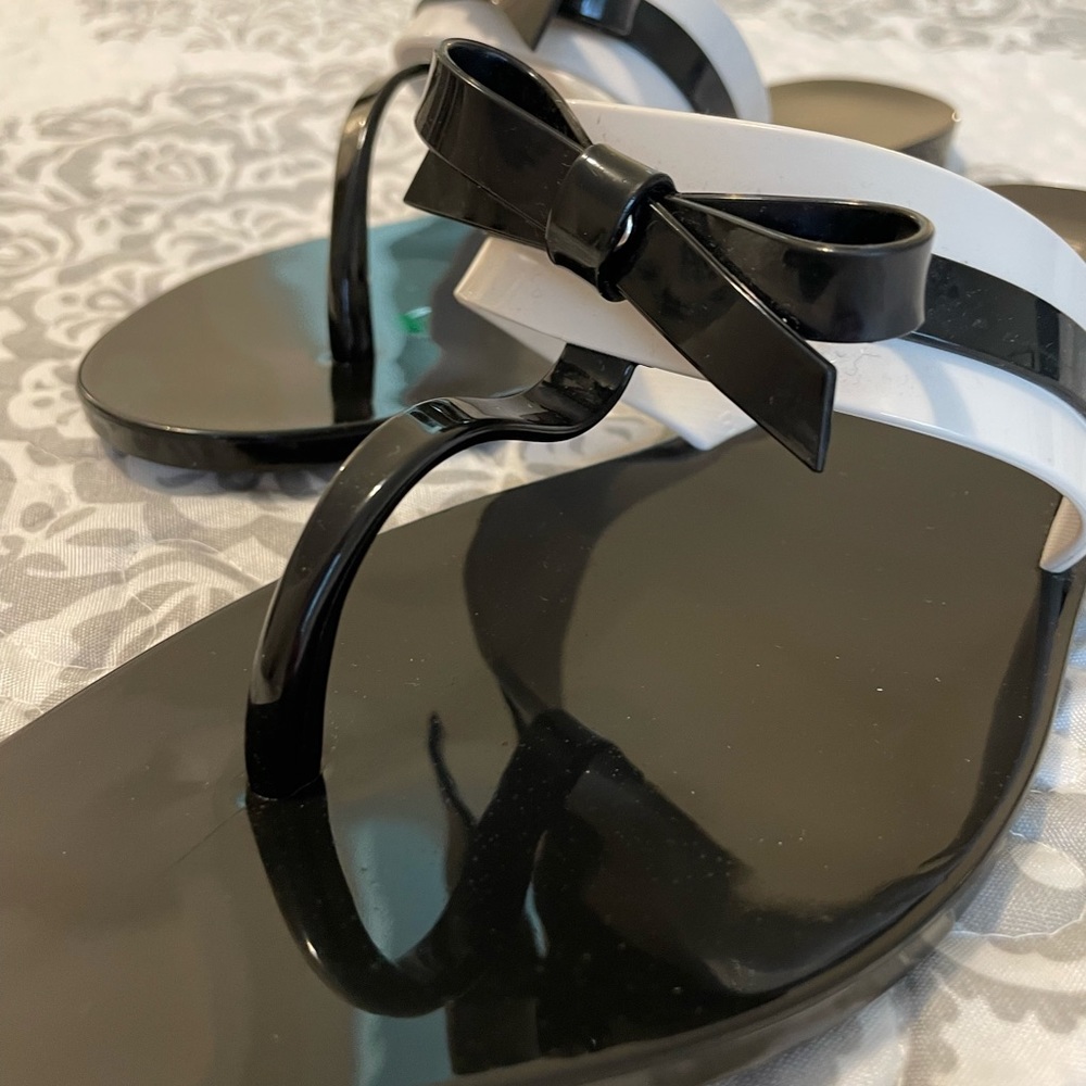 Melissa Sandals they smell like bubblegum - Picture 5 of 11